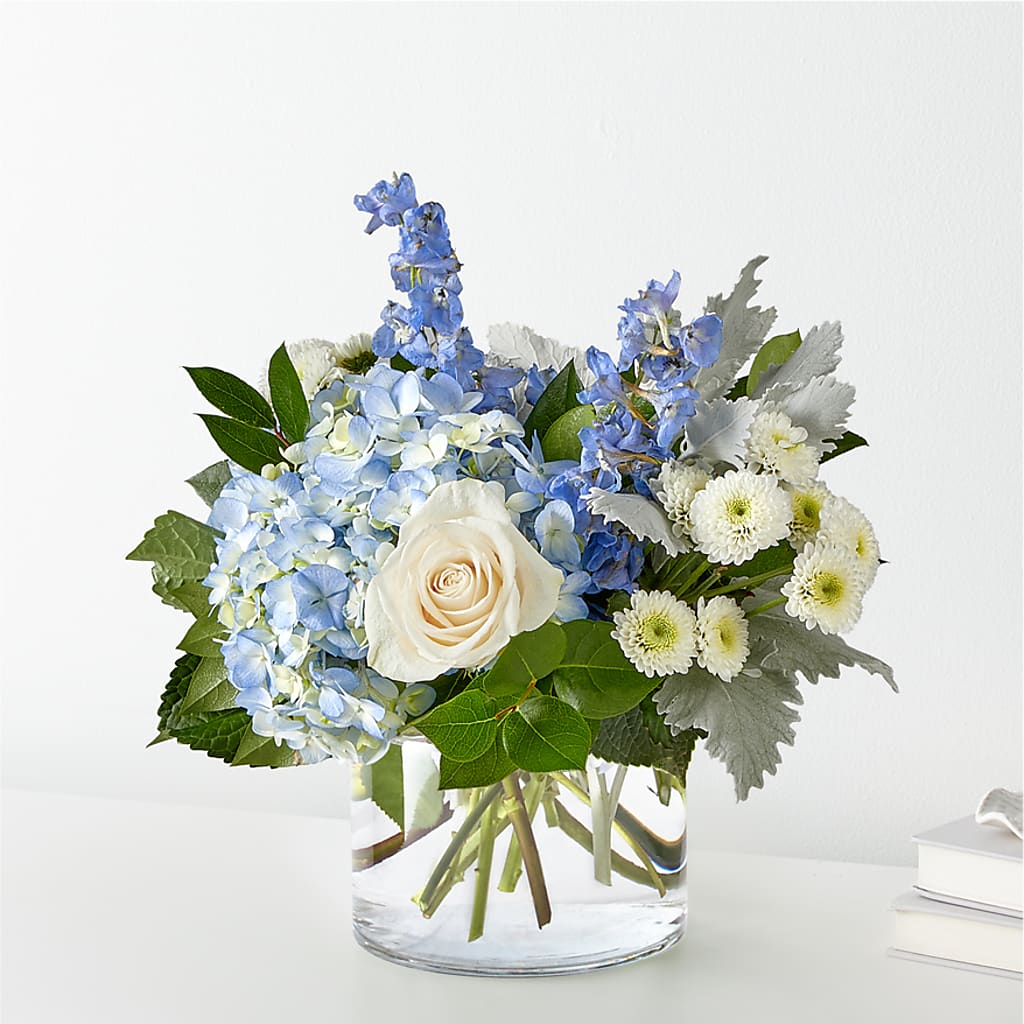 Clear Skies Bouquet – A La Rose, Rock Hill SC