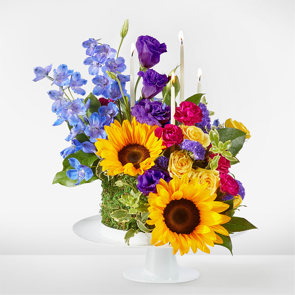 Star of the Day Floral Cake – A La Rose, Rock Hill SC