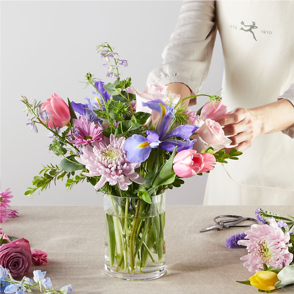 Pastel Tradition - A Florist Original –  A La Rose, Rock Hill SC