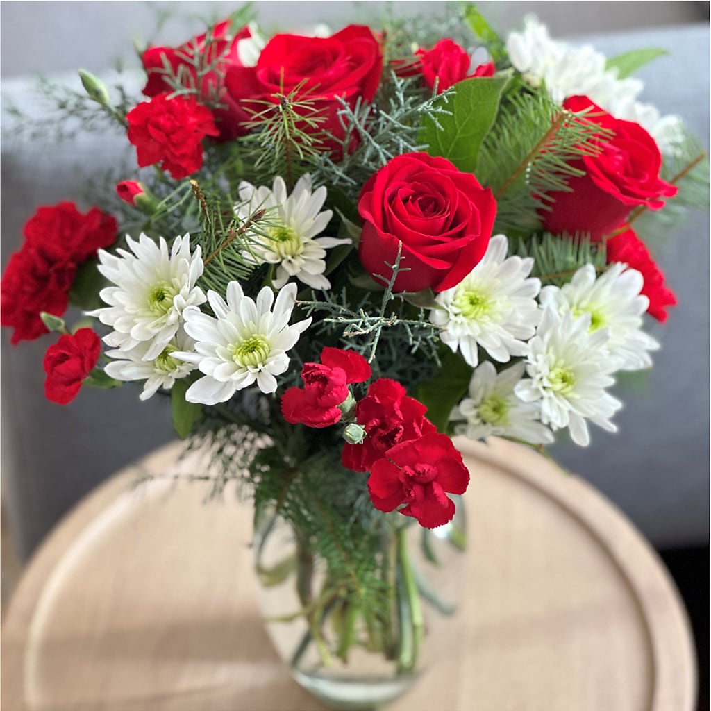 Seasonal Magic Bouquet –  A La Rose, Rock Hill SC