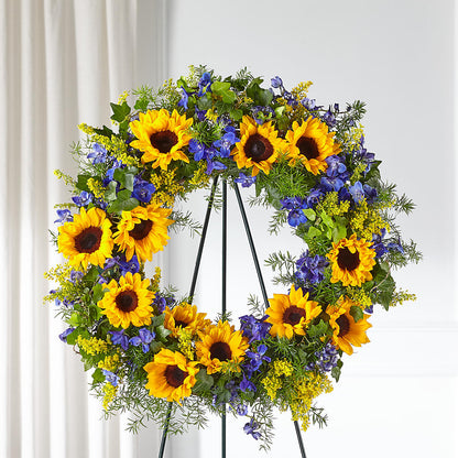 Bright Rays Wreath –  A La Rose, Rock Hill SC