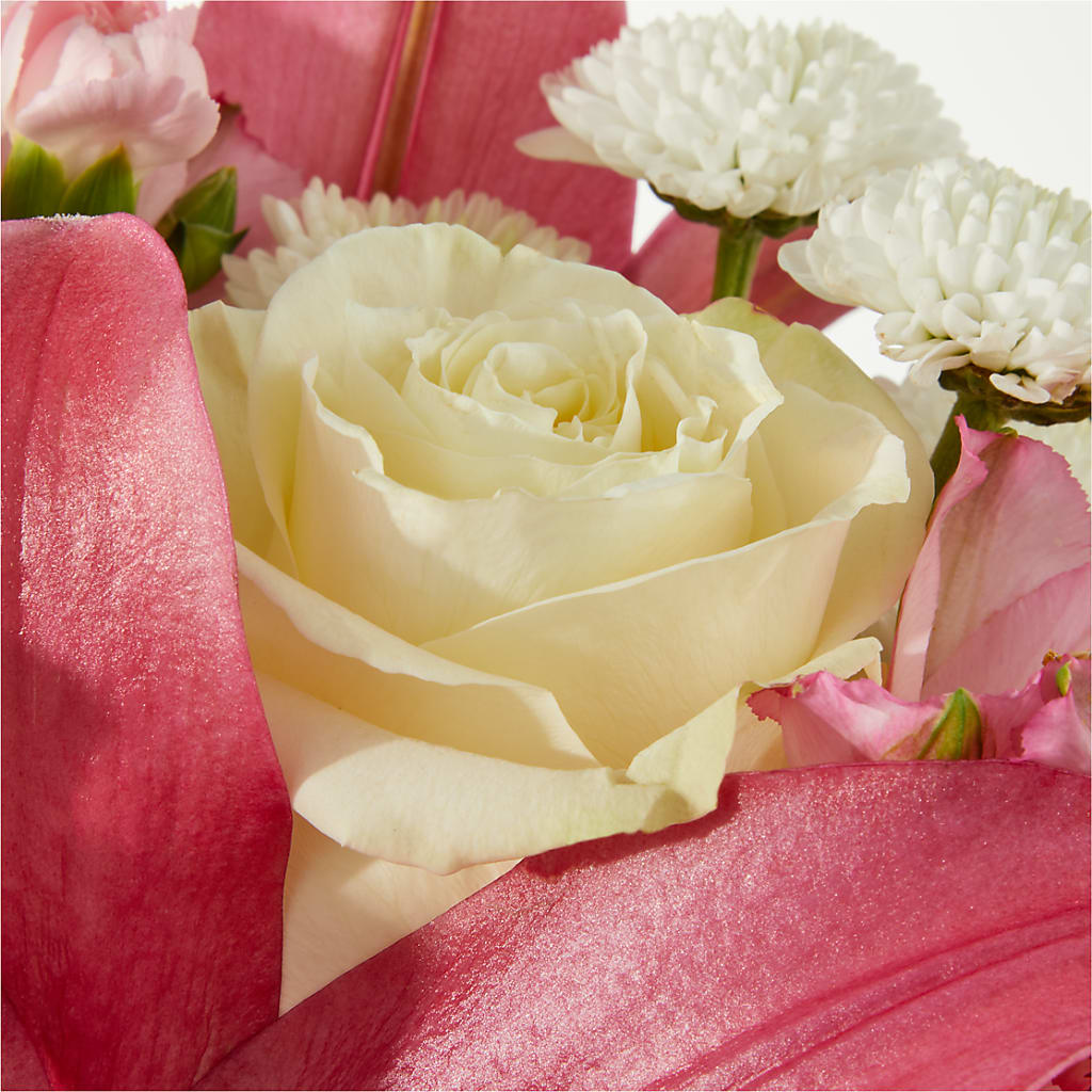 Piece of Cake Bouquet –  A La Rose, Rock Hill SC