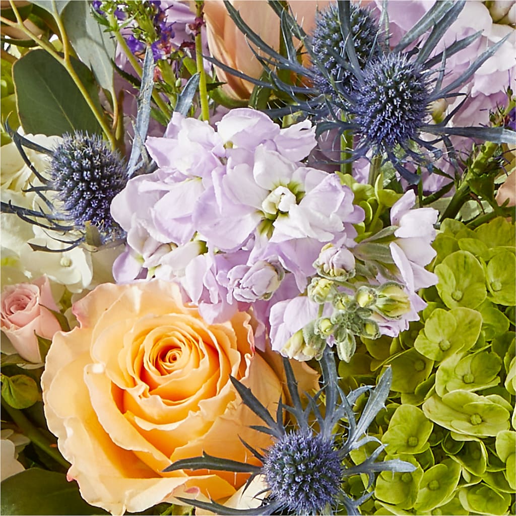 Porch Swing Bouquet –  A La Rose, Rock Hill SC