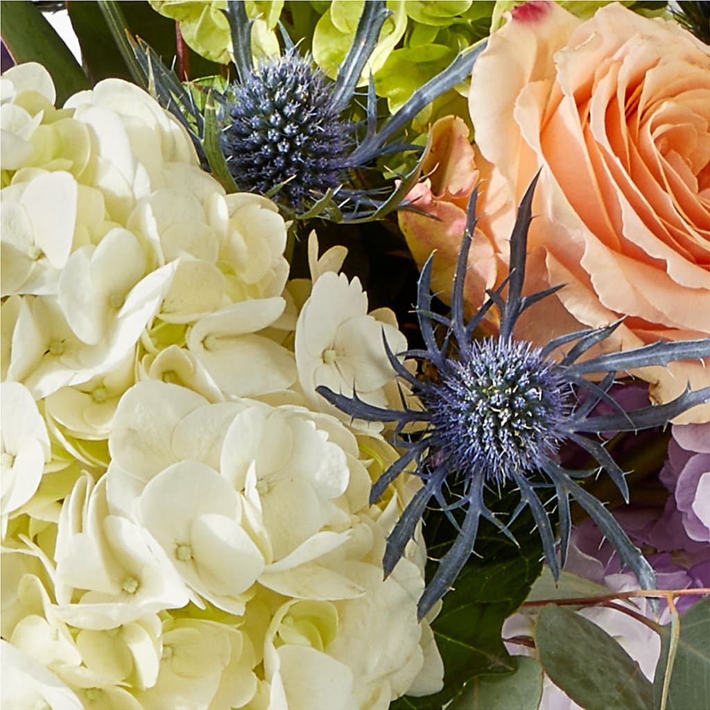 Porch Swing Bouquet –  A La Rose, Rock Hill SC