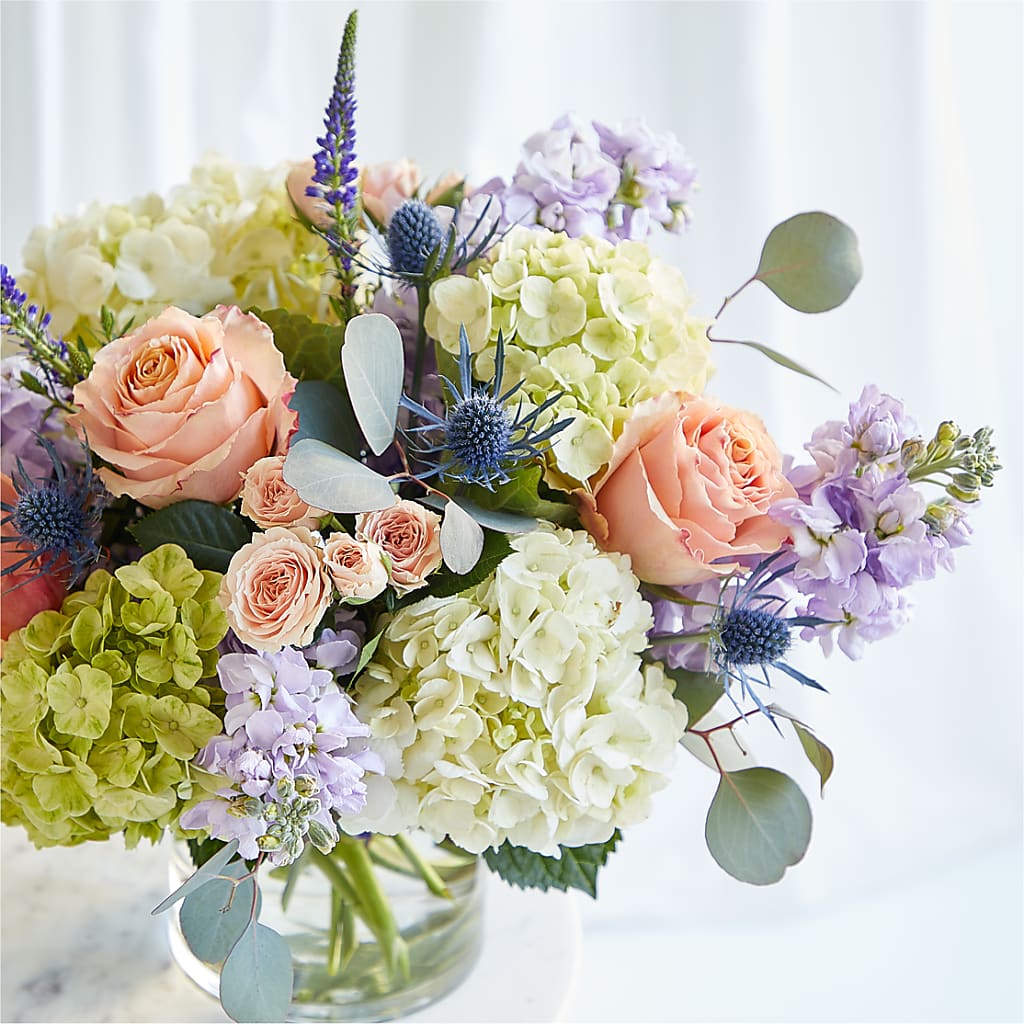 Porch Swing Bouquet –  A La Rose, Rock Hill SC