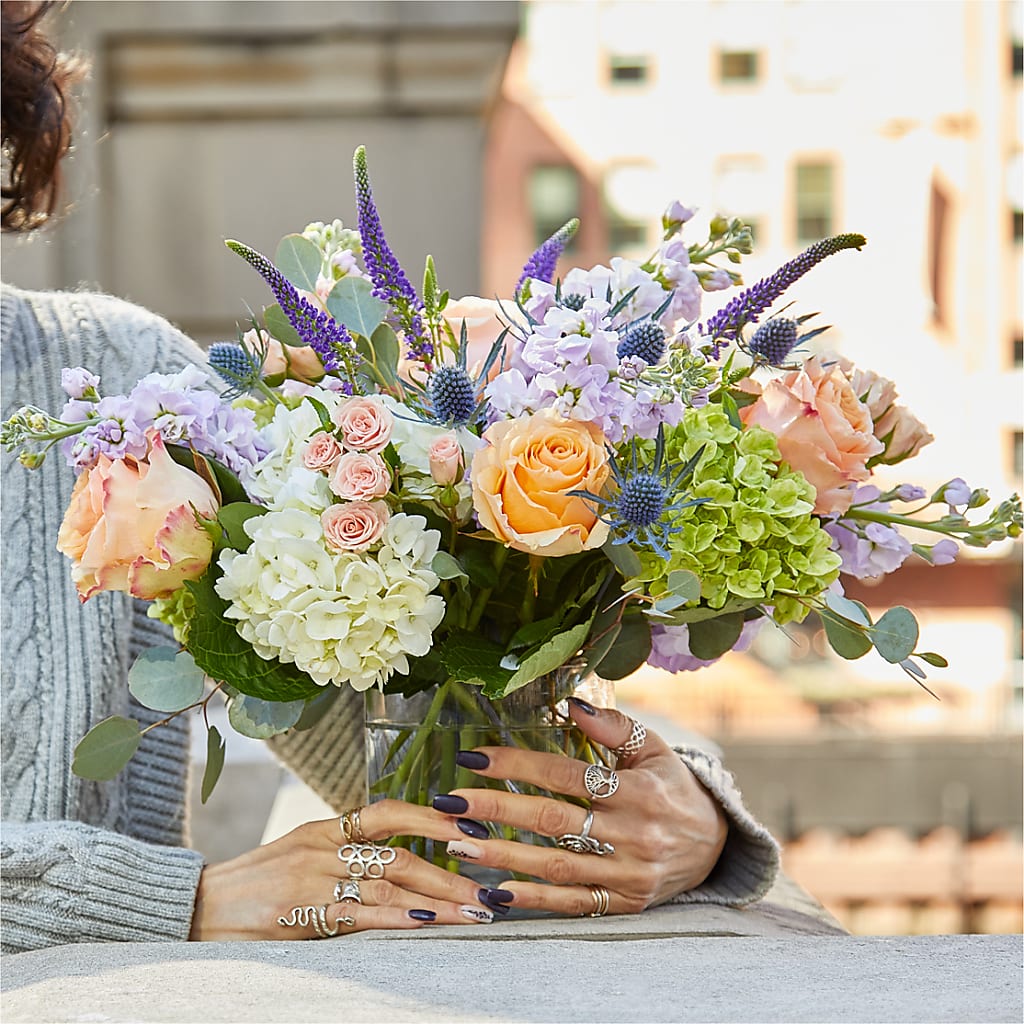 Porch Swing Bouquet –  A La Rose, Rock Hill SC