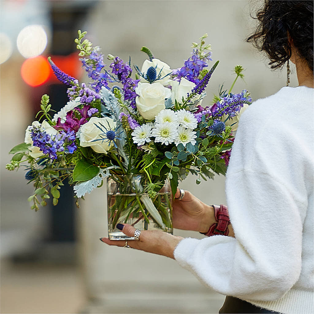 Shooting Star Bouquet –  A La Rose, Rock Hill SC