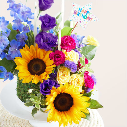 Star of the Day Floral Cake –  A La Rose, Rock Hill SC